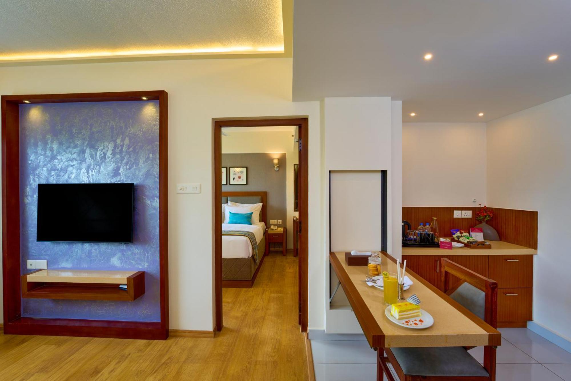 Noah Sky Suites Kochi Exterior foto